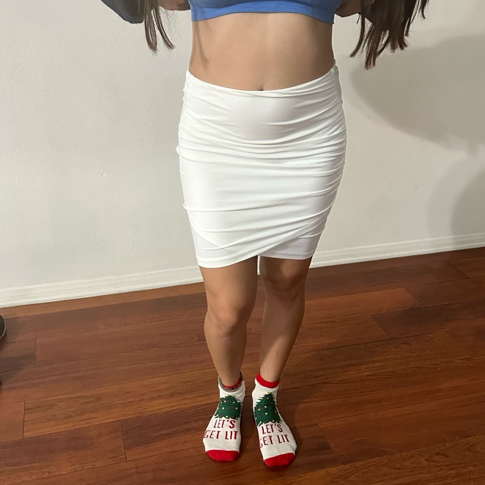 Tiger Mist White Silky Skirt Size S